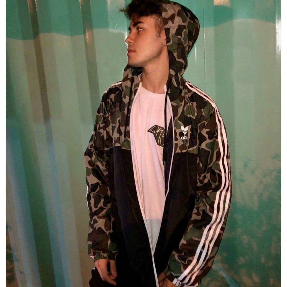 Super Rare Adidas Originals Camo Windbreaker Jacket Camouflage Green Small